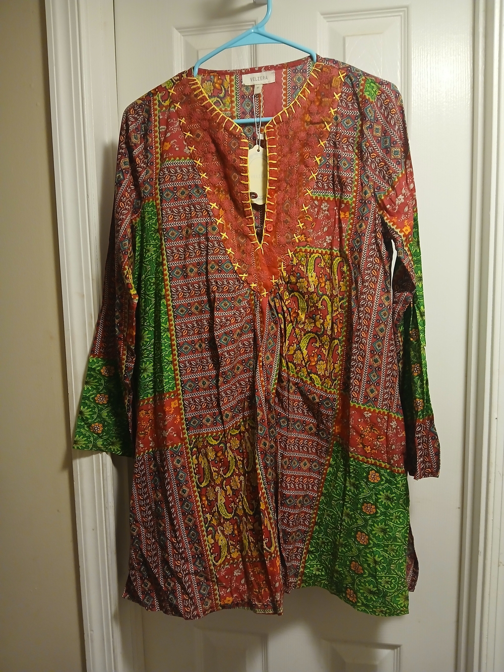 Nwt Velzera Red Green Patchwork Printed Longer Tunic Sz.M